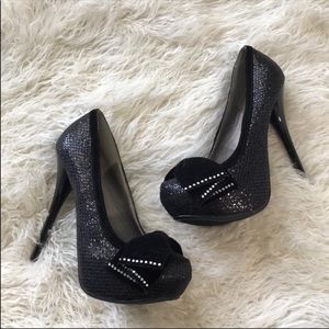 Qupid Black Textured Sparkly High Heels with Bows